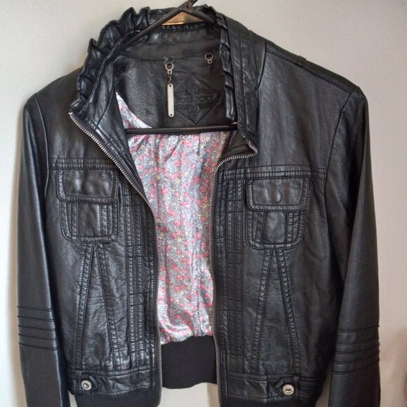 JouJou Faux Leather Jacket Size Small - Picture 3 of 5
